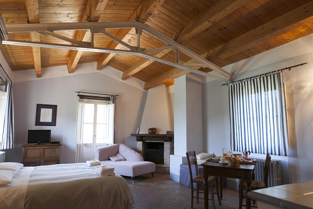 Aparthotel Re Artù Assisi Country Lifestyle Extérieur photo