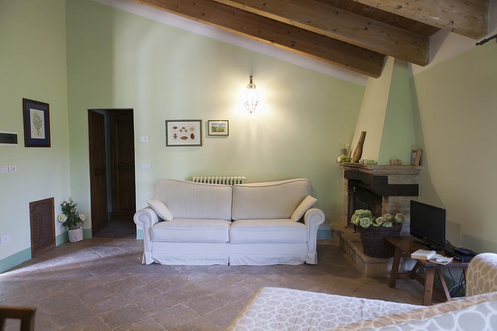 Aparthotel Re Artù Assisi Country Lifestyle Extérieur photo