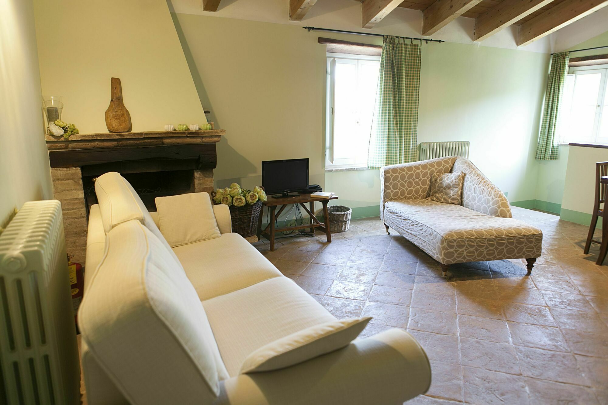 Aparthotel Re Artù Assisi Country Lifestyle Extérieur photo